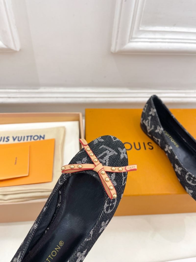 Louis Vuitton Flat Shoes